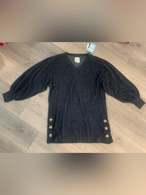 Chaser Black V-Neck Button Hem Pullover Bishop Long Sleeve Sweater Large NWT